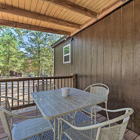 Stylish Cabin By Beavers Bend Hot Tub And Fire Pit Broken Bow Luaran gambar