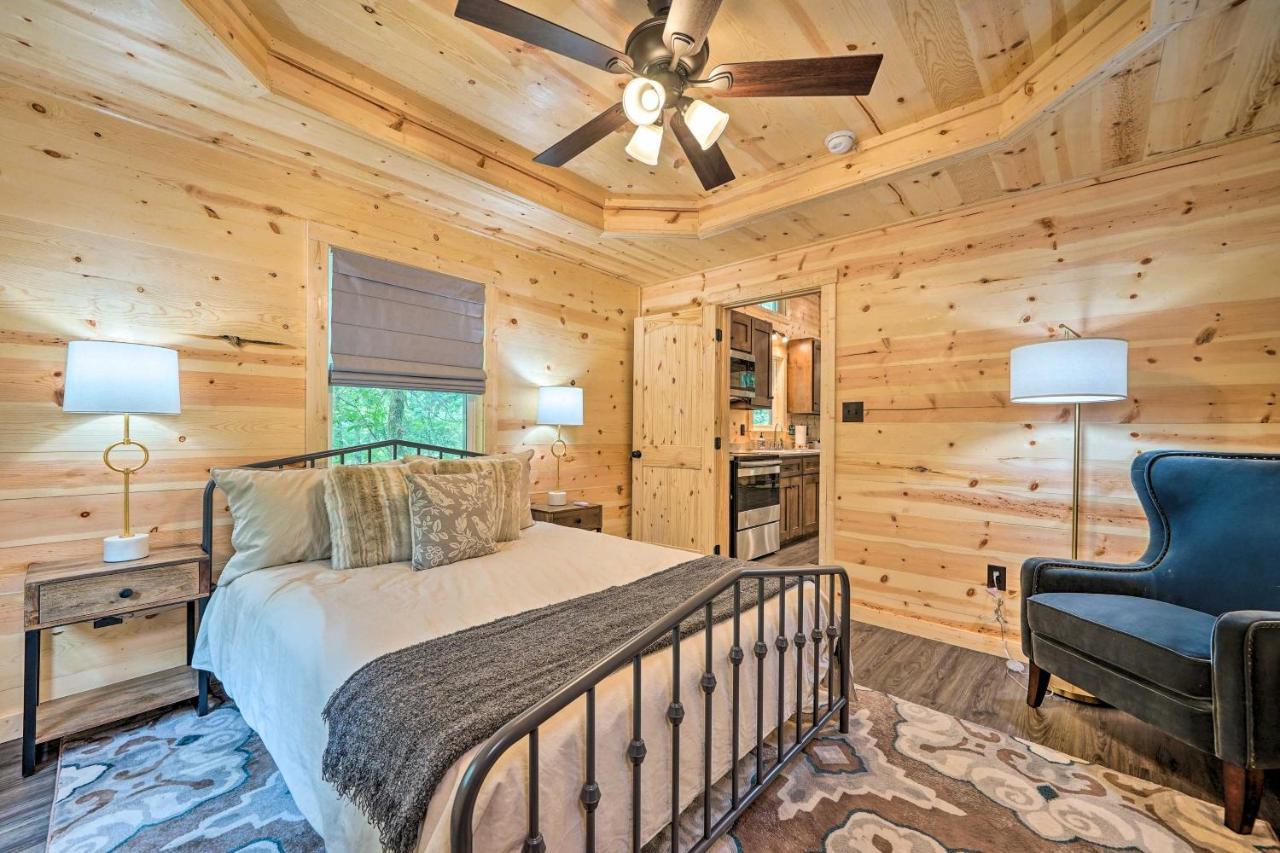 Stylish Cabin By Beavers Bend Hot Tub And Fire Pit Broken Bow Luaran gambar