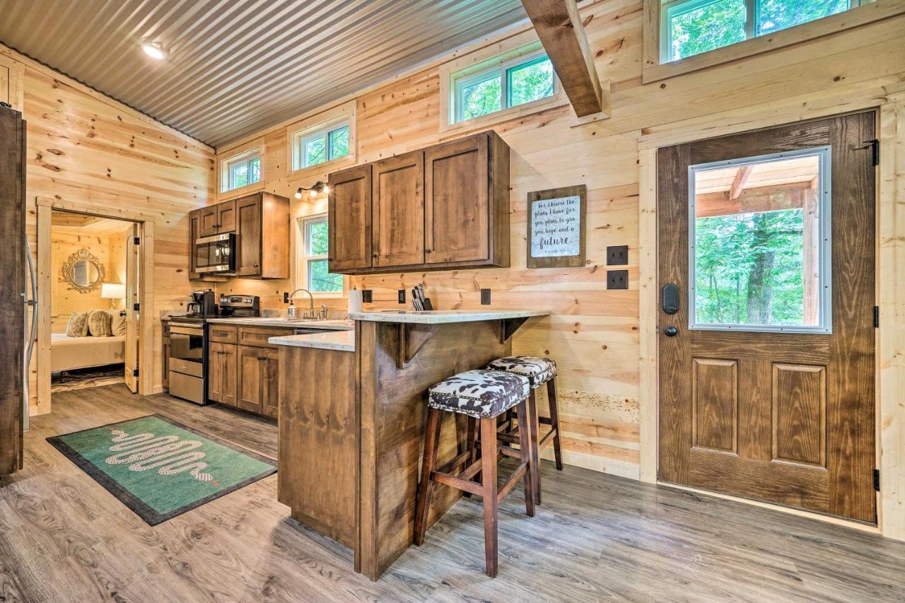 Stylish Cabin By Beavers Bend Hot Tub And Fire Pit Broken Bow Luaran gambar
