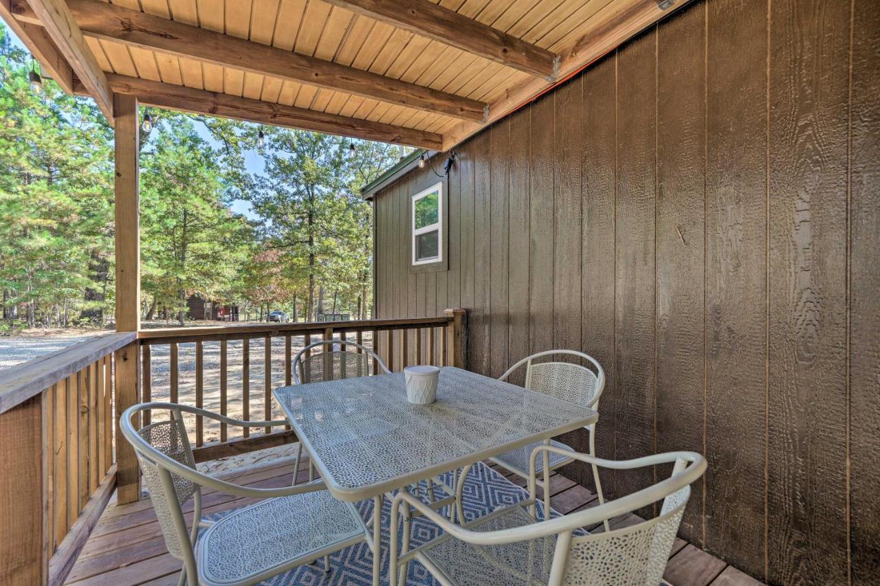 Stylish Cabin By Beavers Bend Hot Tub And Fire Pit Broken Bow Luaran gambar